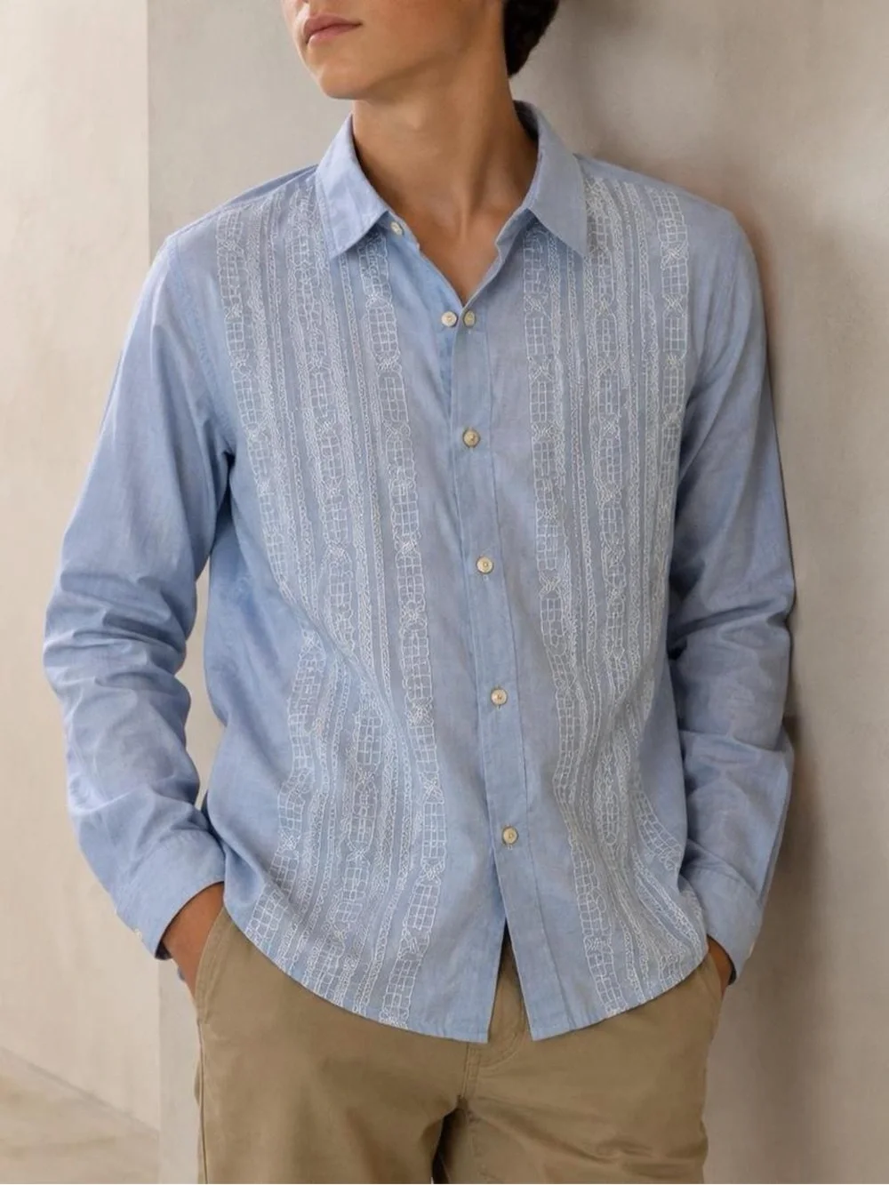 GAP Kids Light Blue Embroidered Guayabera Button-Down Shirt Size L (10)